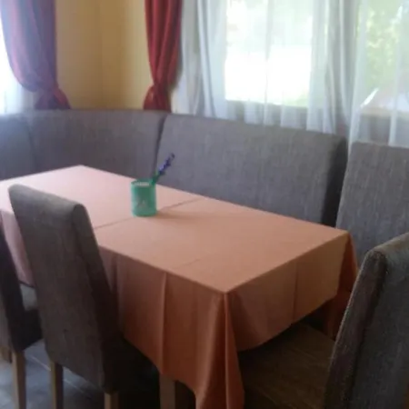 Szatmari Vendeghaz Dom wakacyjny