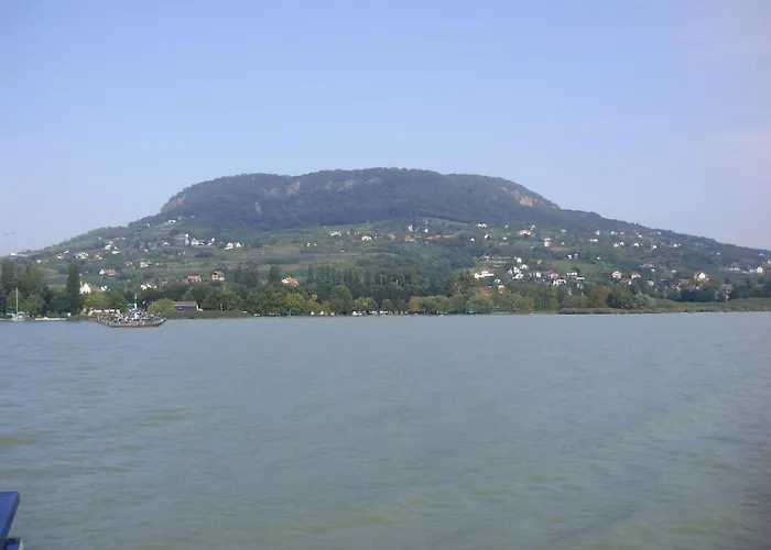 Szatmari Vendeghaz Semesterbostad Balatonlelle